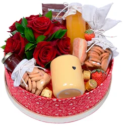 Cesta Romântica de Café da Manhã com Rosas