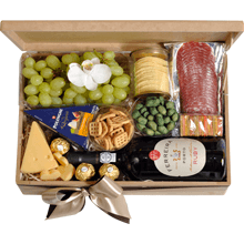 Cesta de Vinho e Aperitivos para Homens